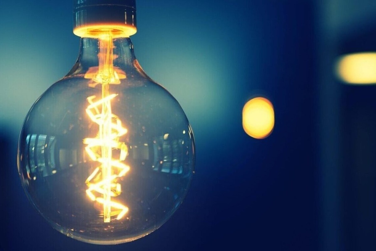 Τι προσφέρουν οι πάροχοι για τα μπλε τιμολόγια ρεύματος