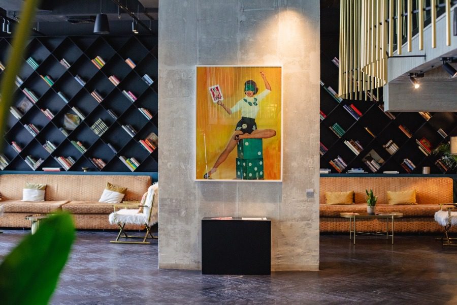 Εγκαίνια για τη σύγχρονη εικαστική έκθεση στα Brown Ηotels σε συνεργασία με την Art Athina