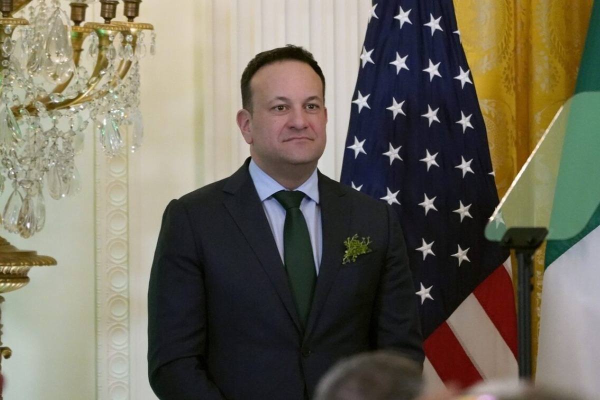 Παραιτείται ο πρωθυπουργός της Ιρλανδίας