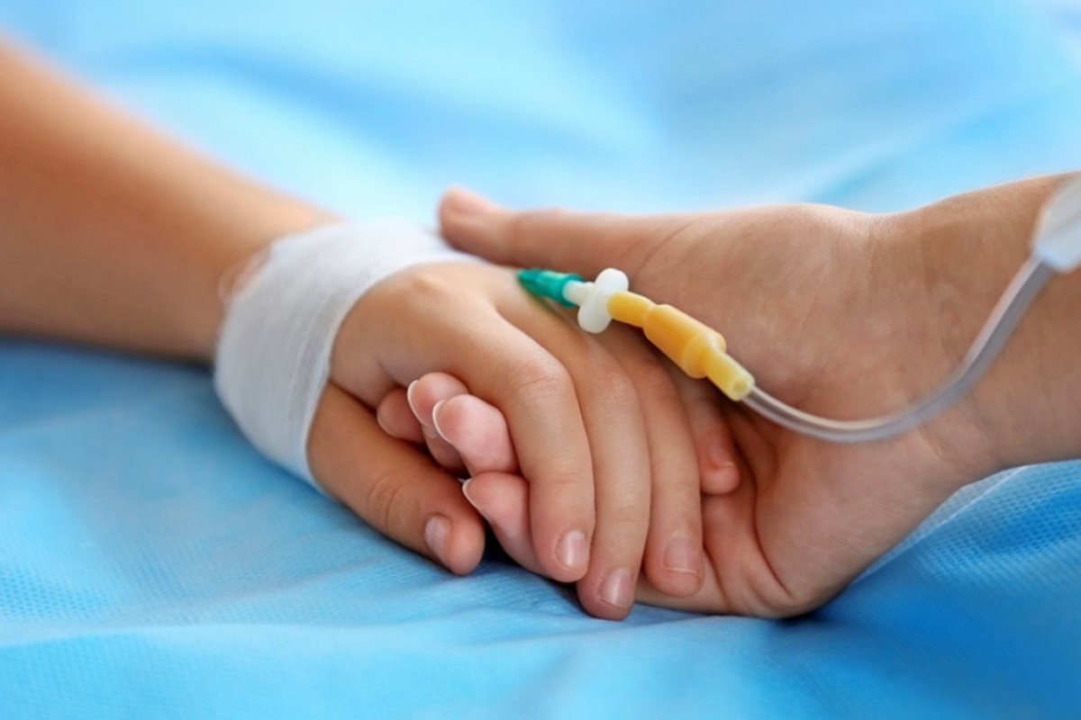 Στρεπτόκκοκος: Τα συμπτώματα που πρέπει να προσέξουν οι γονείς