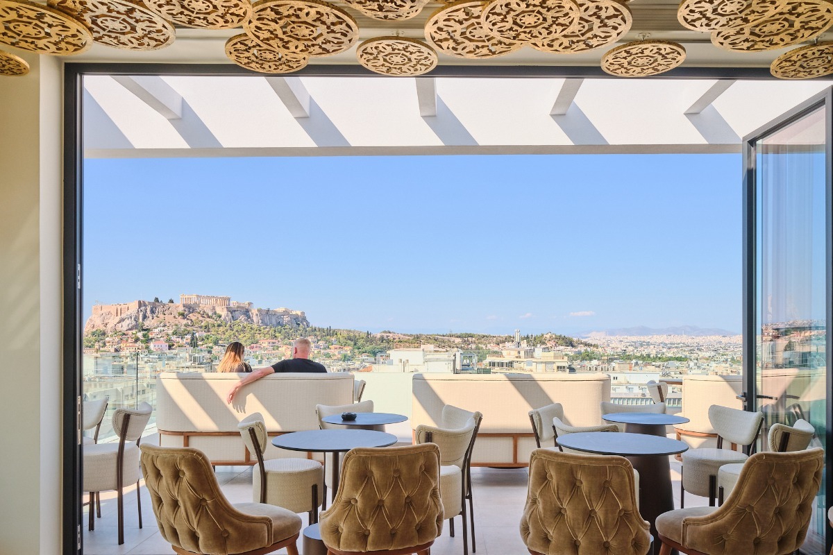 KALUA Athens: Η νέα ανατρεπτική γαστρονομική εμπειρία με θέα την Ακρόπολη και τον Λυκαβηττό