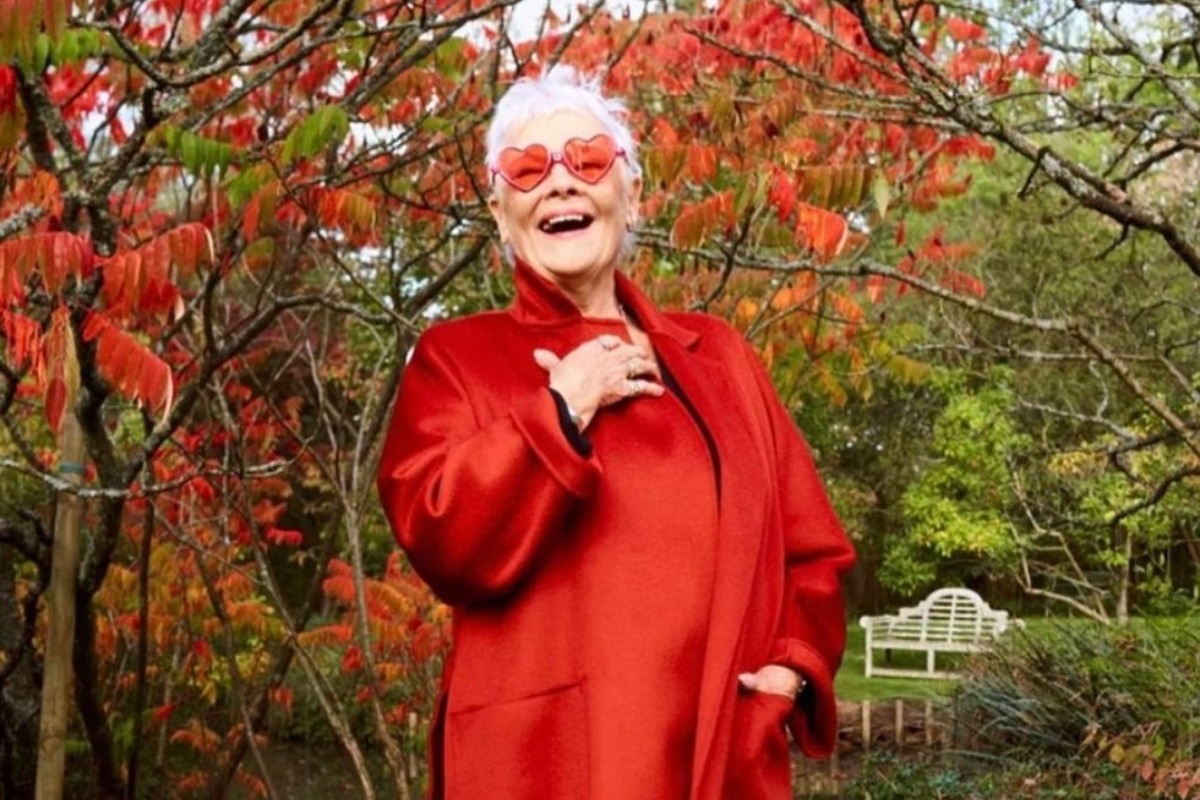 Η Judi Dench εμφανίστηκε καταλάθος χωρίς ρούχα στο Facetime