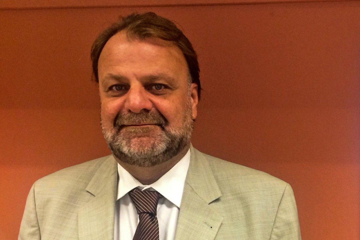 Λάζαρος Λασκαρίδης: Κρίσιμα τα επόμενα 24ωρα μετά την πτώση από μπαλκόνι όταν υποχώρησε το κάγκελο