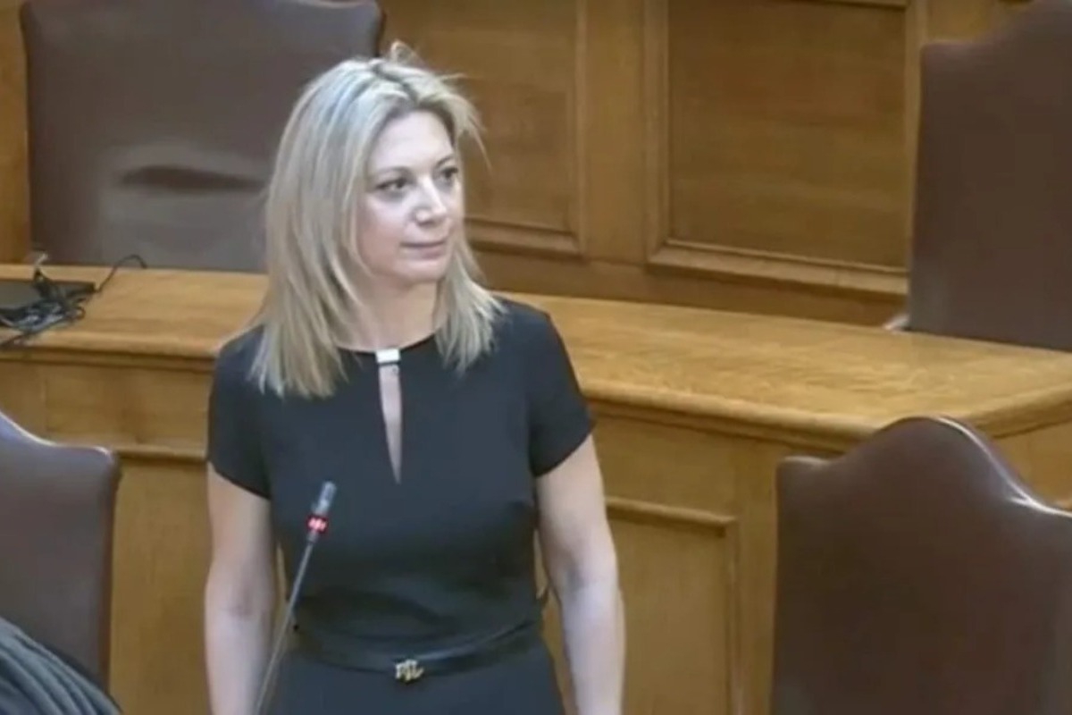 Μαρία Καρυστιανού: « Μας είπαν, κάντε υπομονή, να σας παραδώσουμε όσο περισσότερο μπορούμε από την κόρη σας»