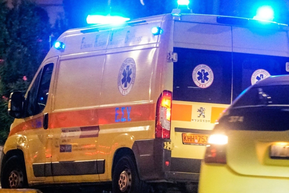 Πέθανε ο 43χρονος αστυνομικός που παρασύρθηκε από αυτοκίνητο στην Κατεχάκη
