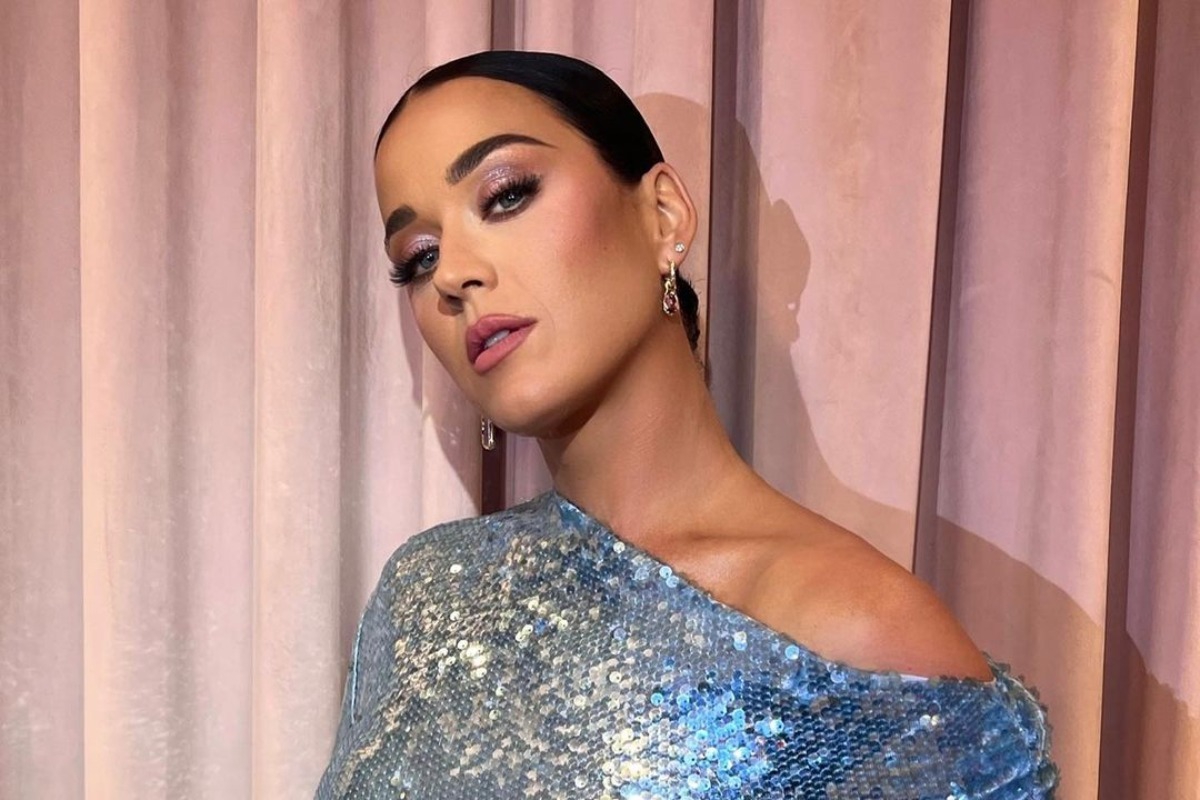 Όταν η Katy Perry έκανε το πιο cringe πράγμα στα Grammy και δεν μαθεύτηκε ποτέ