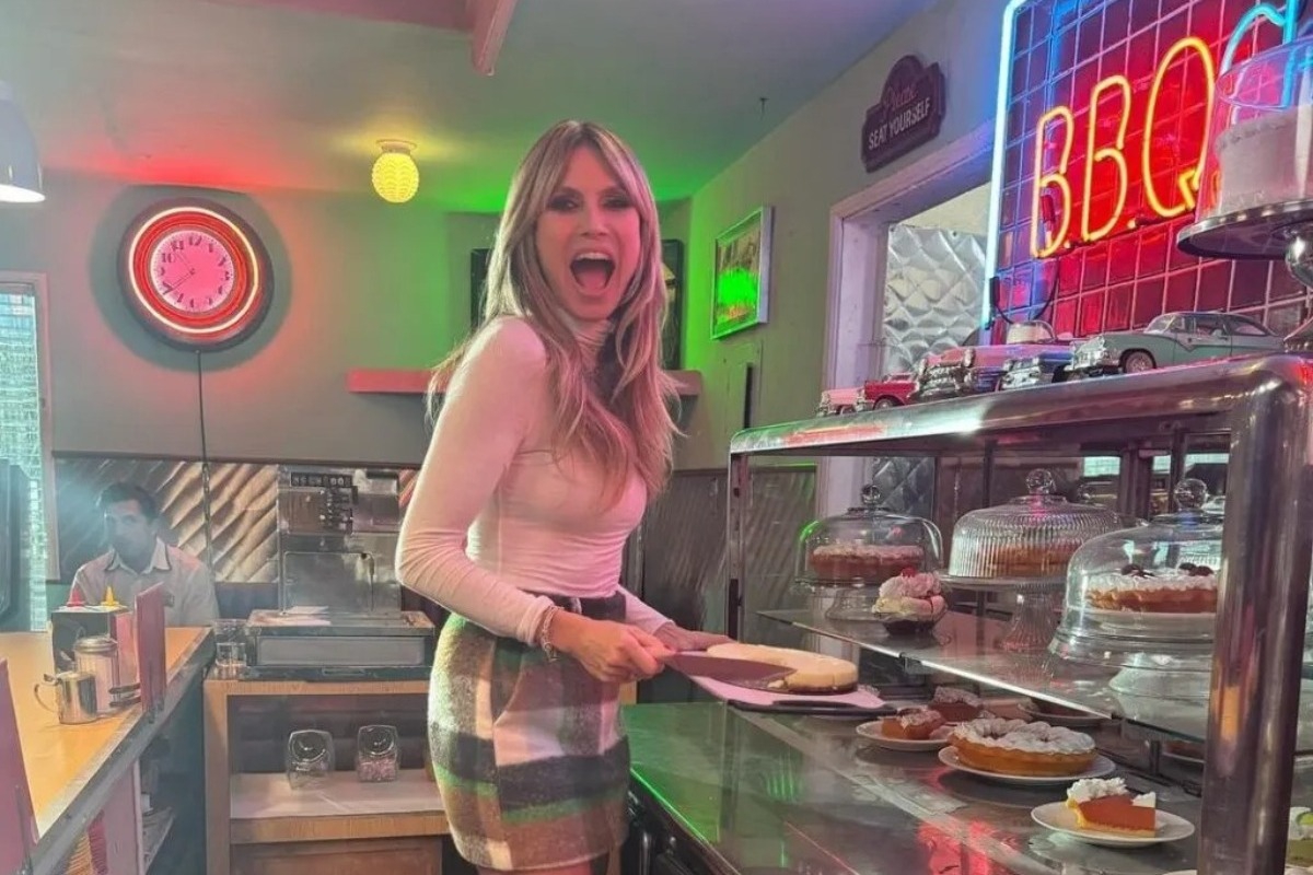 Προβληματίζει η κόρη της Heidi Klum: «Έκανα πάρτι στο σπίτι ή έρχονταν το αγόρι μου και η μαμά έκανε ηλιοθεραπεία γυμνή στην πισίνα»