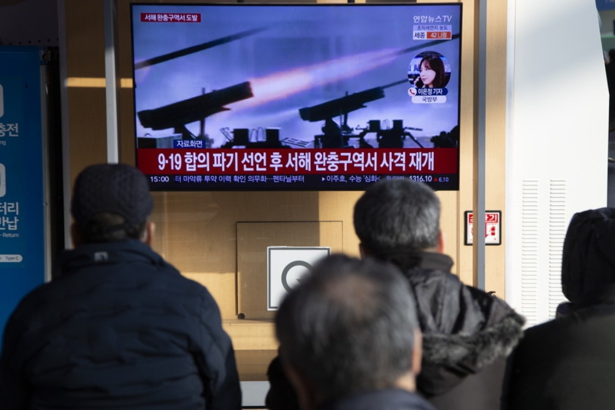 Εκκενώνονται δύο νησιά της Νότιας Κορέας έπειτα από μαζικά πυρά της Βόρειας Κορέας