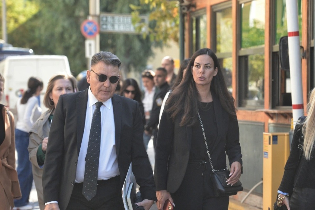 Εύη Βατίδου: Ελεύθερη χωρίς περιοριστικούς όρους