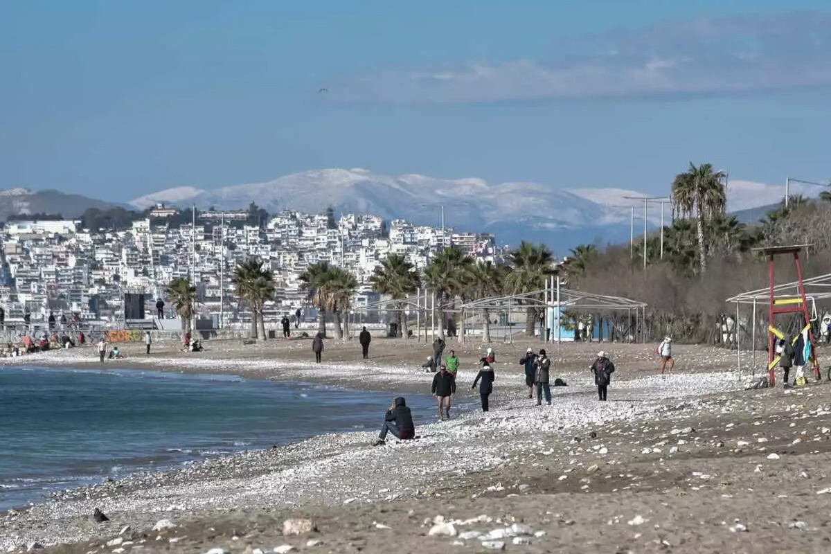 Καιρός αύριο: Στους 30 βαθμούς η θερμοκρασία με ισχυρούς νοτιάδες