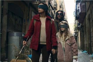 Η ταινία – φαινόμενο του Netflix από το 2018 έχει sequel στη Βαρκελώνη
