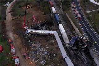 Η απόφαση της σταθμάρχη Νέων Πόρων, που έσωσε δεκάδες ανθρώπους και αποσόβησε μεγαλύτερη τραγωδία