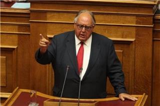 Θεόδωρος Πάγκαλος: Η ιστορική φράση «μαζί τα φάγαμε» και η θύελλα που είχε ξεσηκώσει