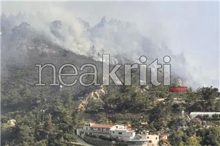 Λασίθι: Πυρκαγιά κοντά σε μοναστήρι – Μεγάλη επιχείρηση της πυροσβεστικής
