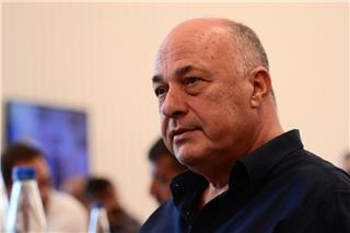 «Κόλαφος» ο Μπέος για Λύτρα: «Δεν μπορεί να τον αφήνουν ελεύθερο επειδή είναι δημοφιλής»