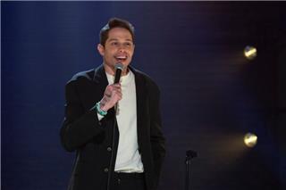 Μας αρέσει το stand up του Pete Davidson;