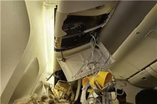 Singapore Airlines ‑ Η πτήση του τρόμου: Στην εντατική 20 επιβάτες