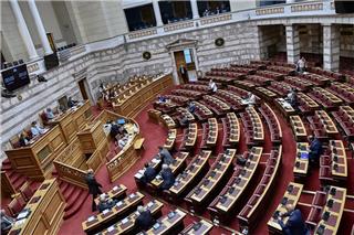 Αυτά είναι τα τρία νέα πρόσωπα στη νέα κυβέρνηση