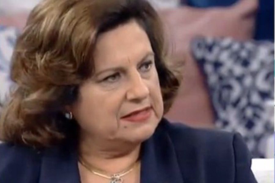 Ράκος η Μαίρη Παναγάκου μετά την κηδεία του γιου της ‑ Ραγίζουν καρδιές τα λόγια της