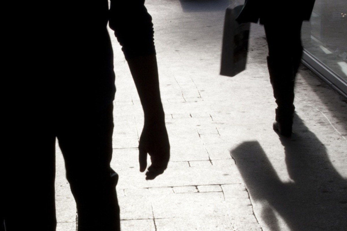 «Σάτυρος» επιτέθηκε σε τρεις γυναίκες στη Λάρισα ‑ Απειλές και σeξουαλική παρενόχληση