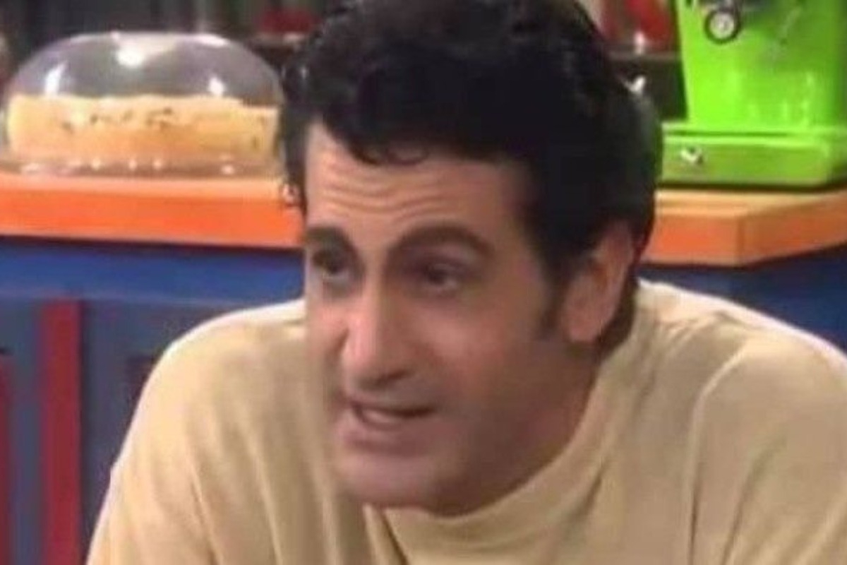 Θυμάσαι τον Αστέρη Νεγρεπόντη από το Καφέ της Χαράς; Δες πώς είναι 18 χρόνια μετά