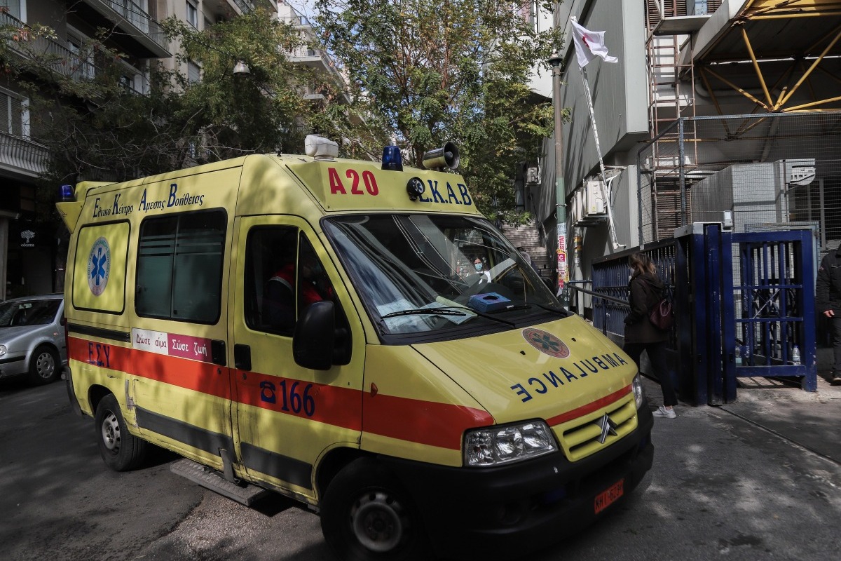 Νεκρός 23χρονος που τον εγκατέλειψαν μαχαιρωμένο στον Ευαγγελισμό