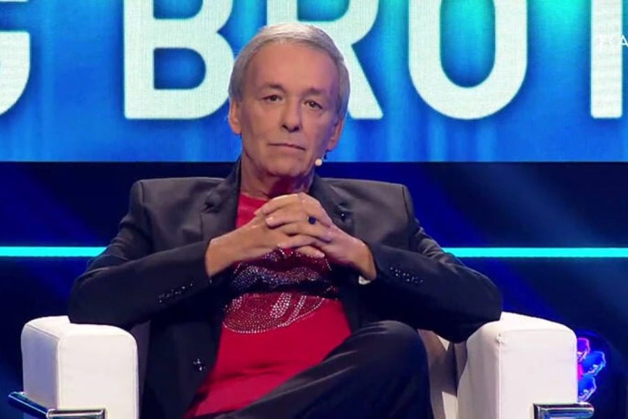 Στην εντατική ο Ανδρέας Μικρούτσικος