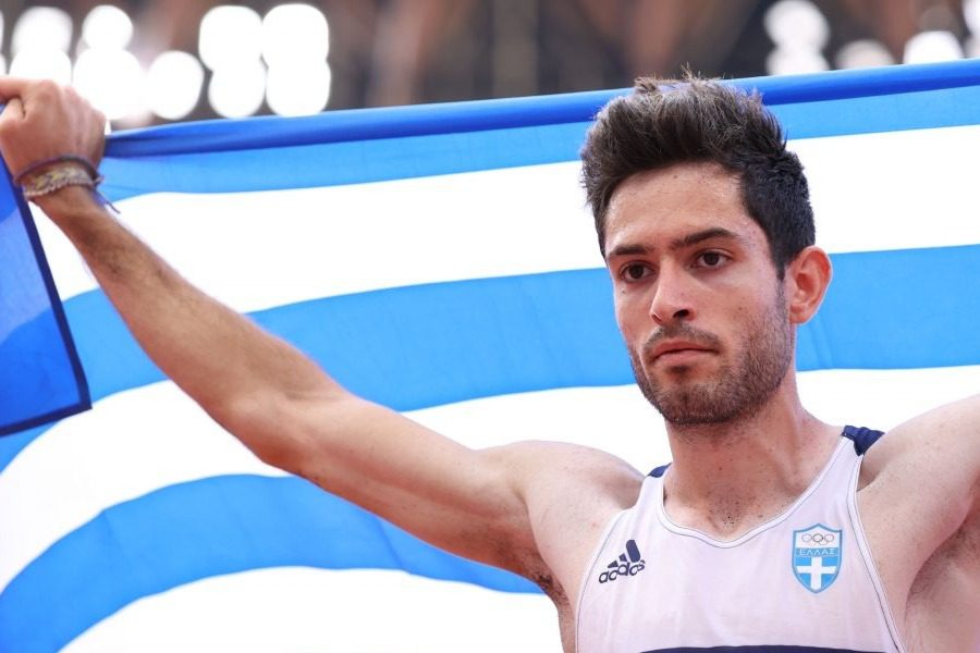 Ο Μίλτος Τεντόγλου και το «απαγορευμένο» εσώρουχο – Η επική ανάρτηση του Καραλή