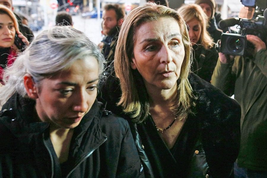 Δίκη Αλκη Καμπανού: «Μισή σπιθαμή είσαι και χτυπούσες το παιδί μου;»