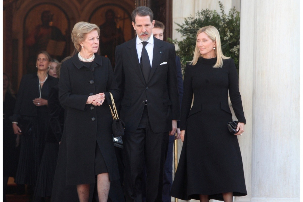 Τέως βασιλιάς Κωνσταντίνος: Πραγματοποιήθηκε το ετήσιο μνημόσυνο σε στενό οικογενειακό κύκλο