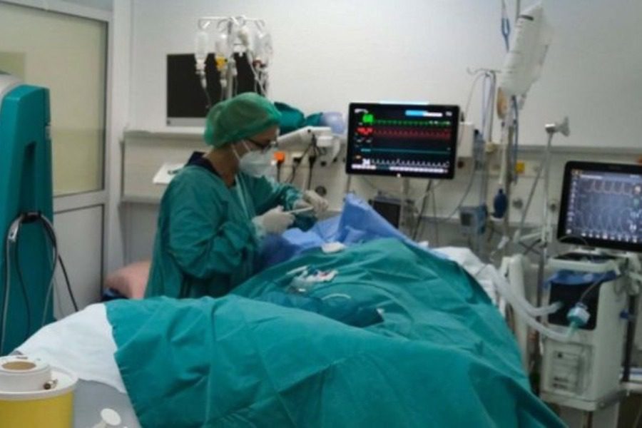 ΕΟΔΥ: Εβδομάδα με 186 νεκρούς από κορονοϊό και 2 από γρίπη