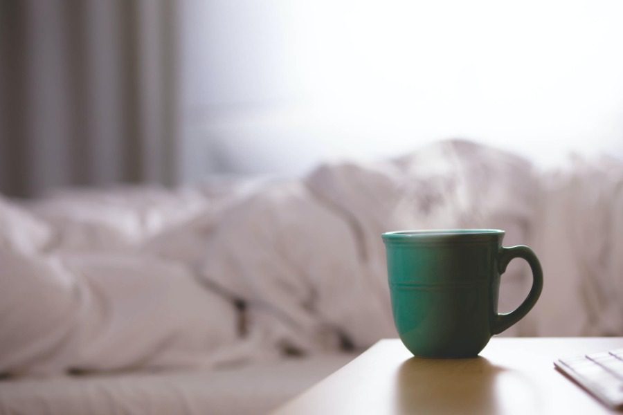 10 τραγούδια για να ακούσεις πίνοντας καφέ το πρωί του Σαββάτου