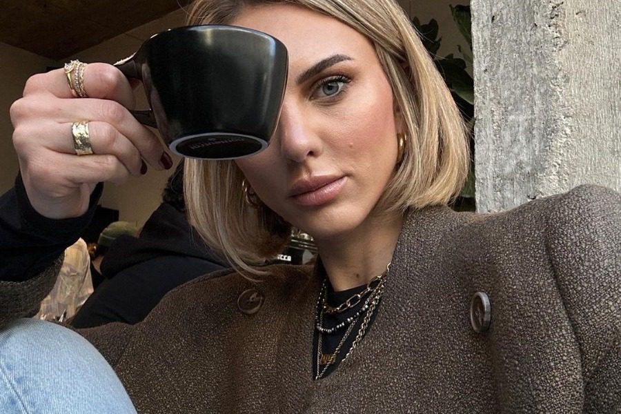 Μια απλή συνήθεια που μπορεί να αλλάξει τη ζωή σου το πρωί που ξυπνάς