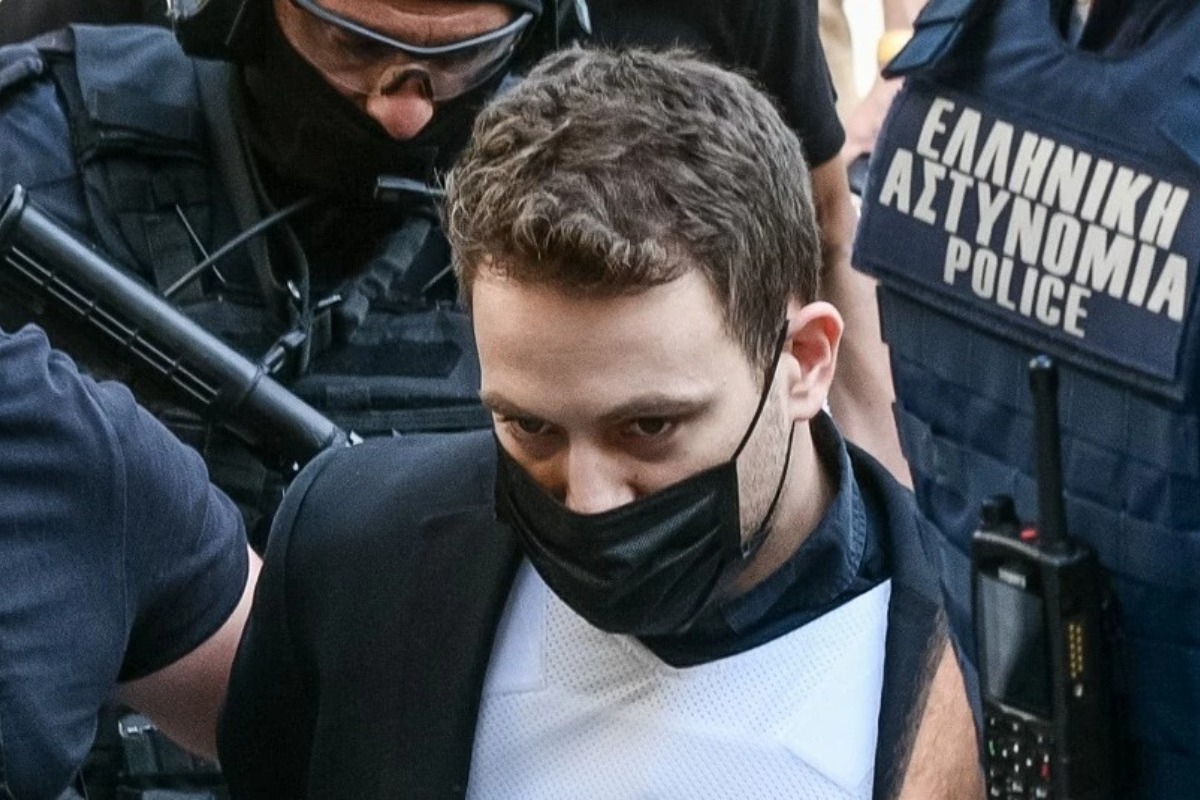 Ο Μπάμπης Αναγνωστόπουλος λαμβάνει ερωτικά γράμματα στη φυλακή – Γράφουν πως «είναι αθώος»