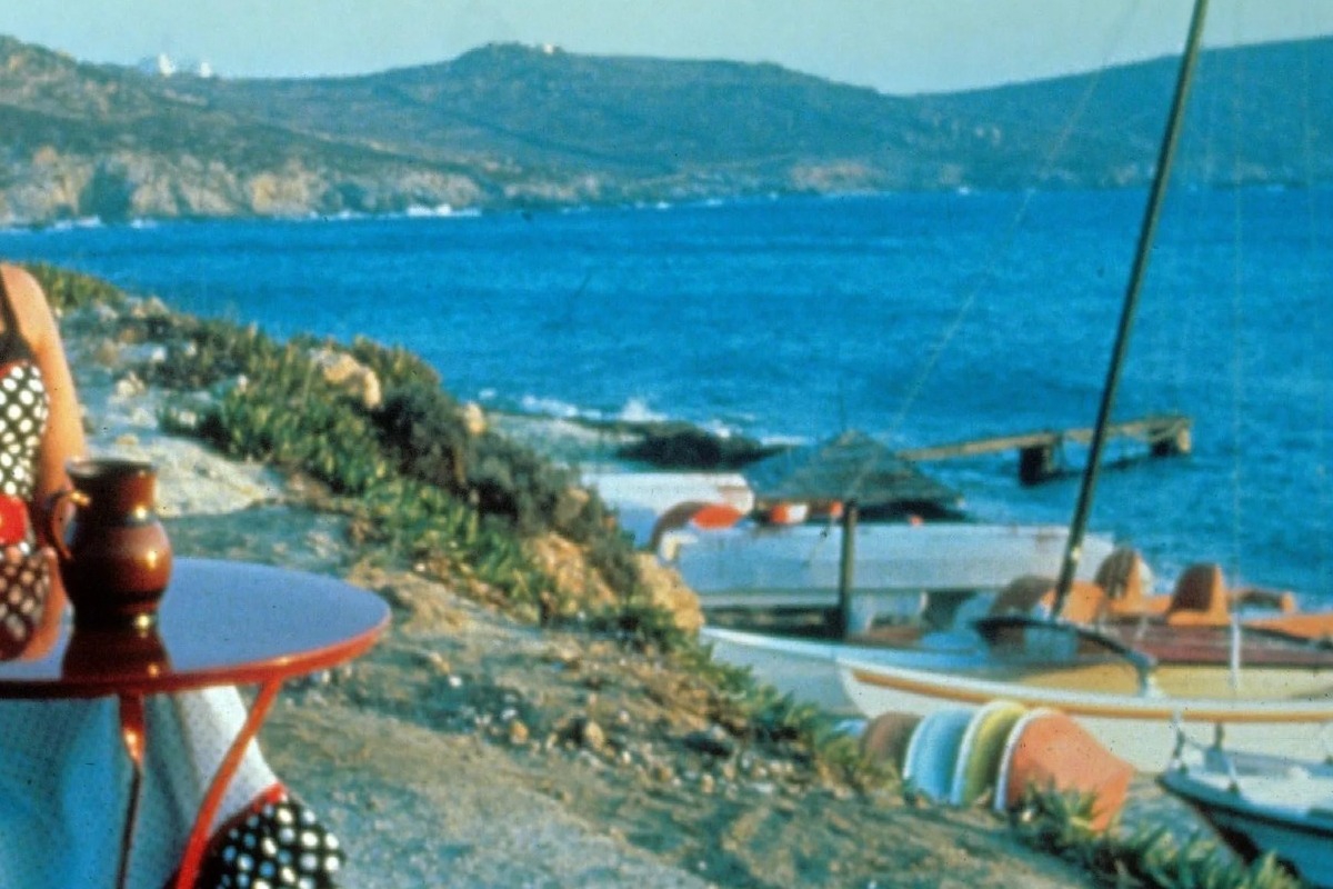Η 80s ταινία που δείχνει την πανέμορφη, αθέατη πλευρά της Μυκόνου