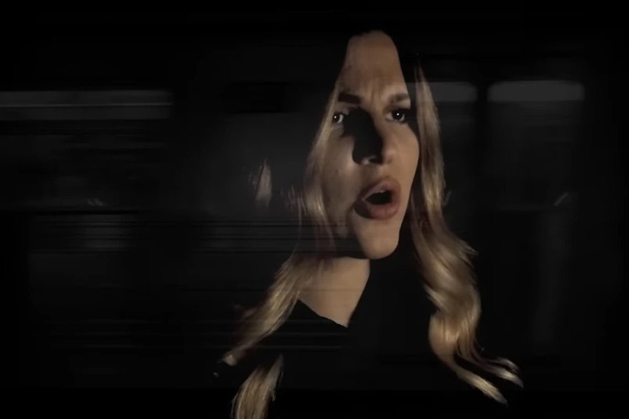 «Μανούλα μου θα στείλω»: Το νέο συγκινητικό τραγούδι για την τραγωδία των Τεμπών