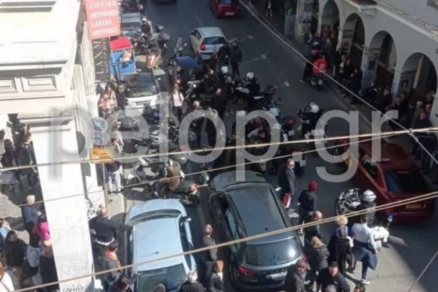 Πάτρα: Ξυλοκόπησε την κοπέλα του στο κέντρο της πόλης ‑ Την έσωσαν περαστικοί