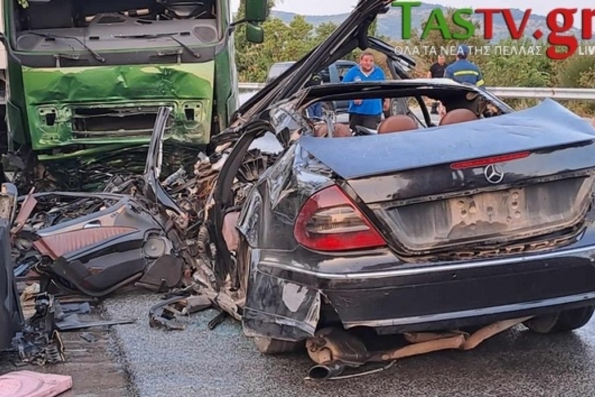 Ένας 16χρονος και ένας 19χρονος ανάμεσα στους νεκρούς του τροχαίου στην Έδεσσα