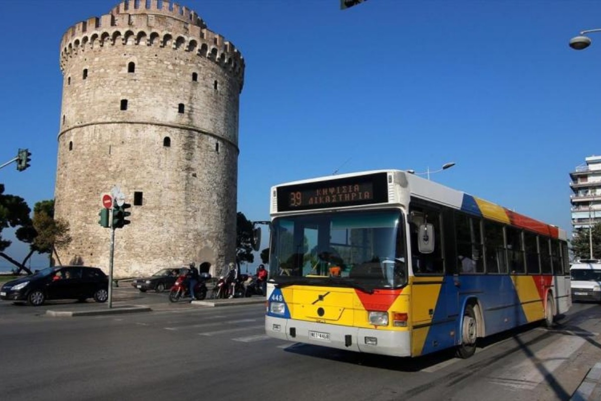 Νέα επίθεση σε οδηγό λεωφορείου στη Θεσσαλονίκη: 19χρονος τον χτύπησε στο πρόσωπο
