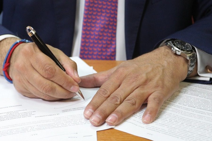 Τέλος στο πρόστιμο εκπρόθεσμης υποβολής φορολογικών δηλώσεων