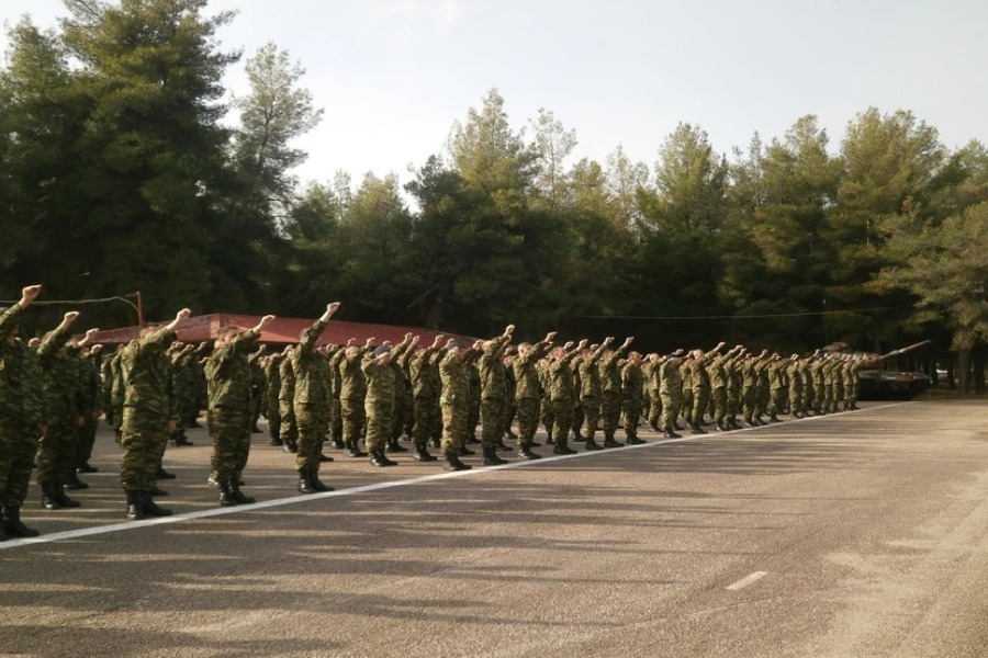 Ποιοι πρέπει να καταθέσουν δελτίο απογραφής στη στρατολογία
