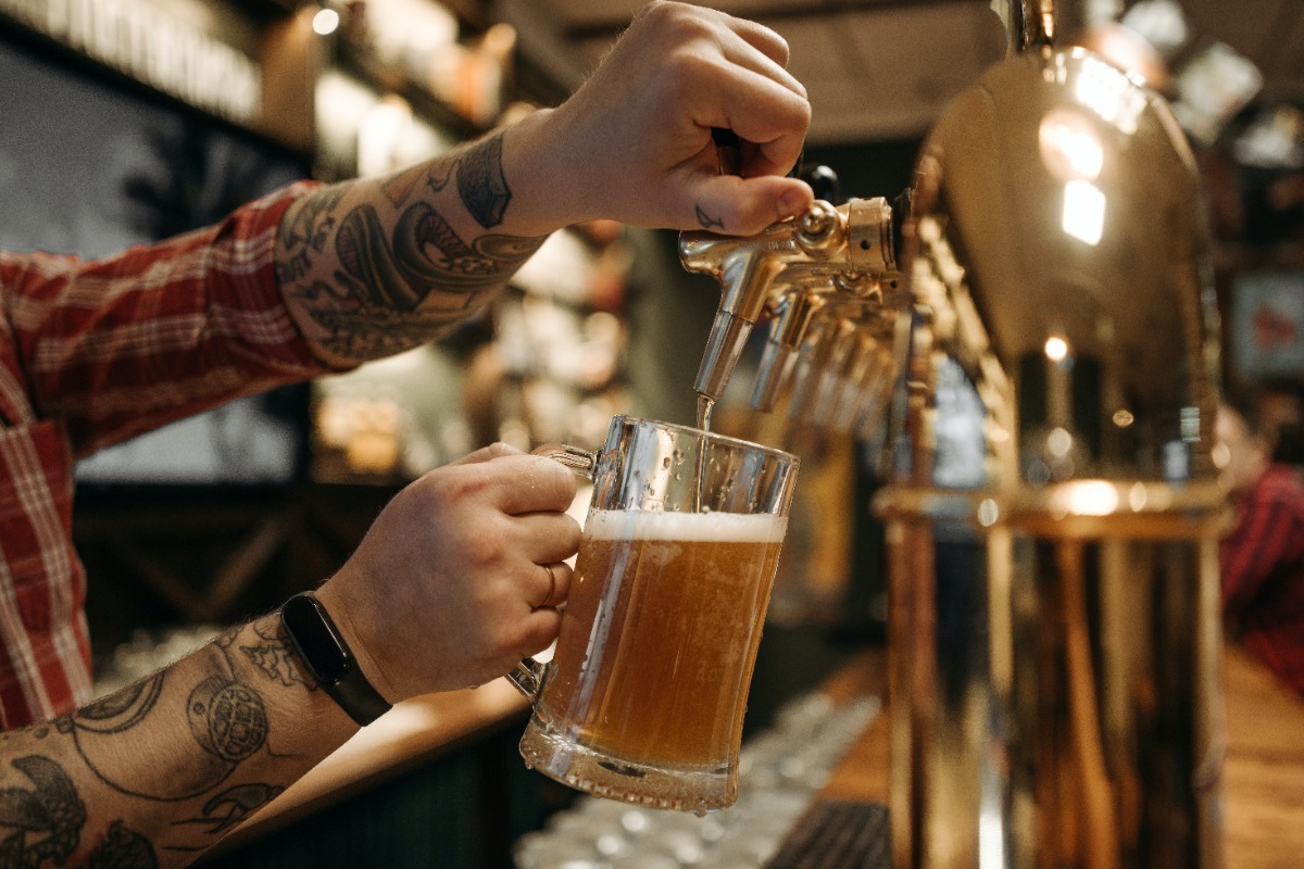 Διεθνής Ημέρα Μπύρας: 6 Στέκια για να απολαύσεις ψαγμένες μπύρες στην Αθήνα