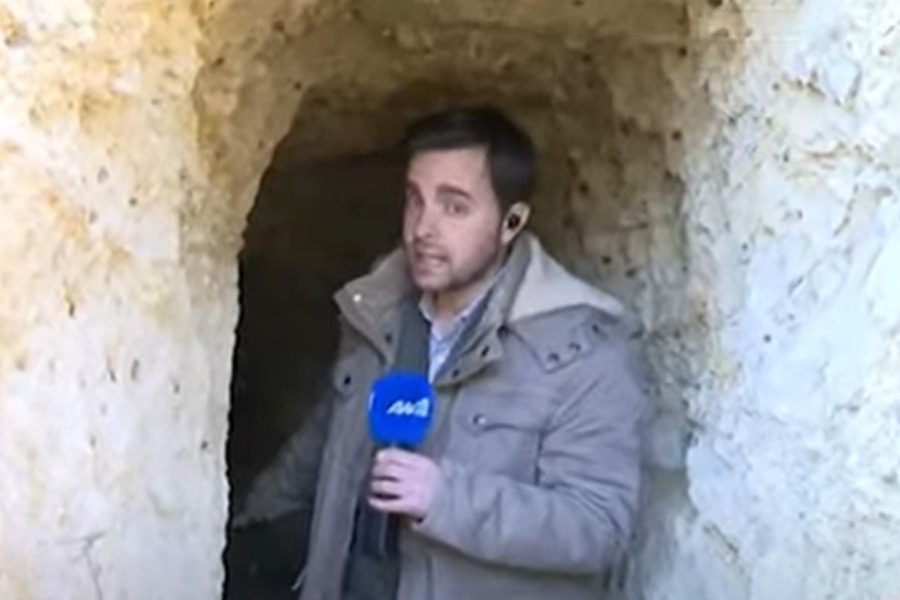 Συνεργείο του ΑΝΤ1 δέχτηκε επίθεση on air στο λαγούμι των «Παλαιοχριστιανών»