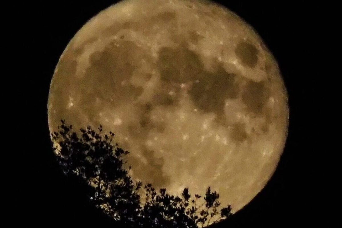 Πανσέληνος Αυγούστου 2023: Aπόψε θα δούμε στον ουρανό το «φεγγάρι του Οξύρρυγχου»