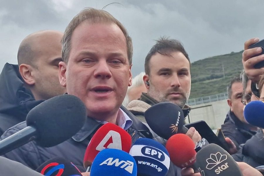 Παραιτήθηκε ο υπουργός Μεταφορών Κώστας Καραμανλής