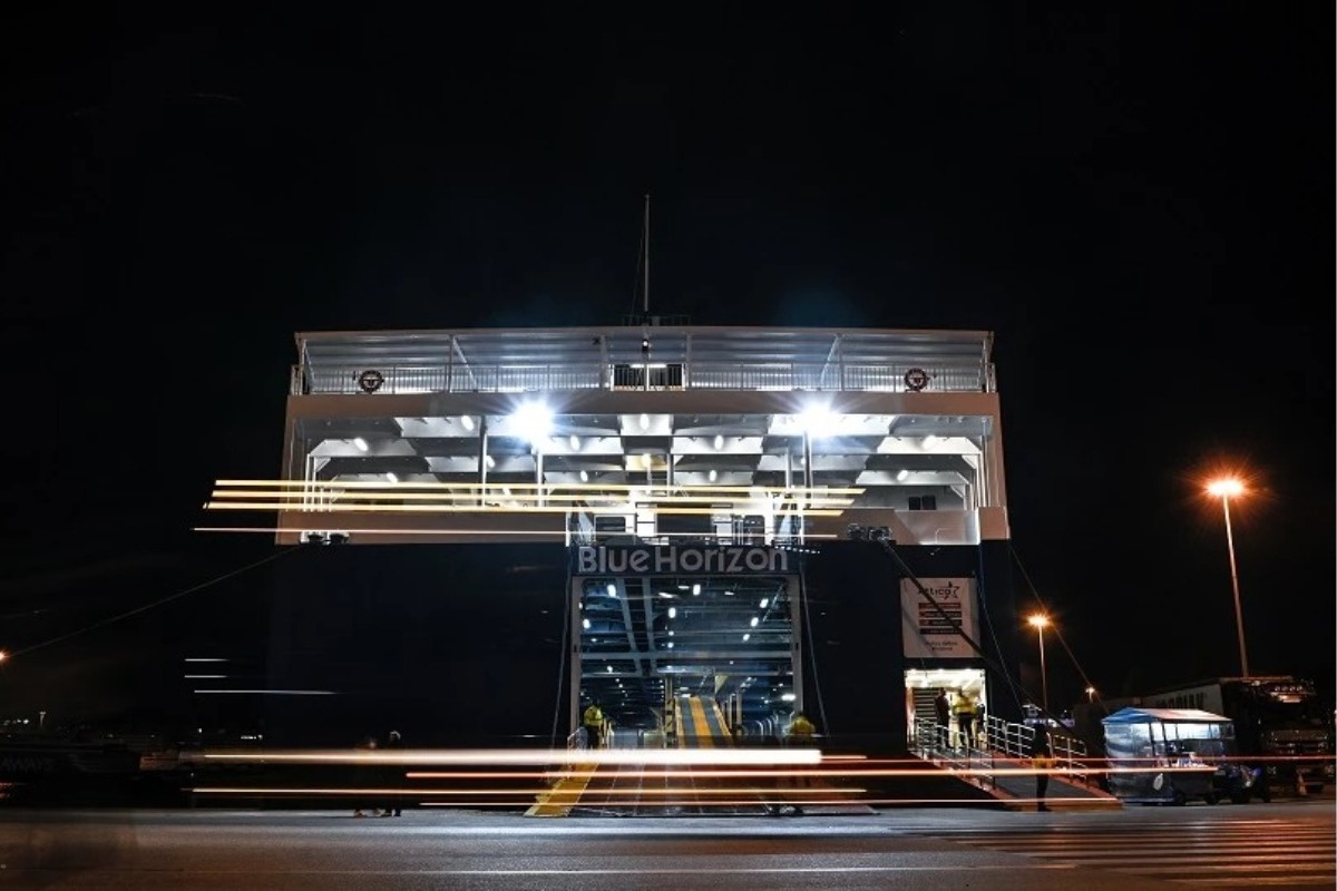 Πειραιάς: 36χρονος πνίγηκε για να προλάβει το πλοίο ‑ Πληροφορίες ότι τον έσπρώξαν στη θάλασσα