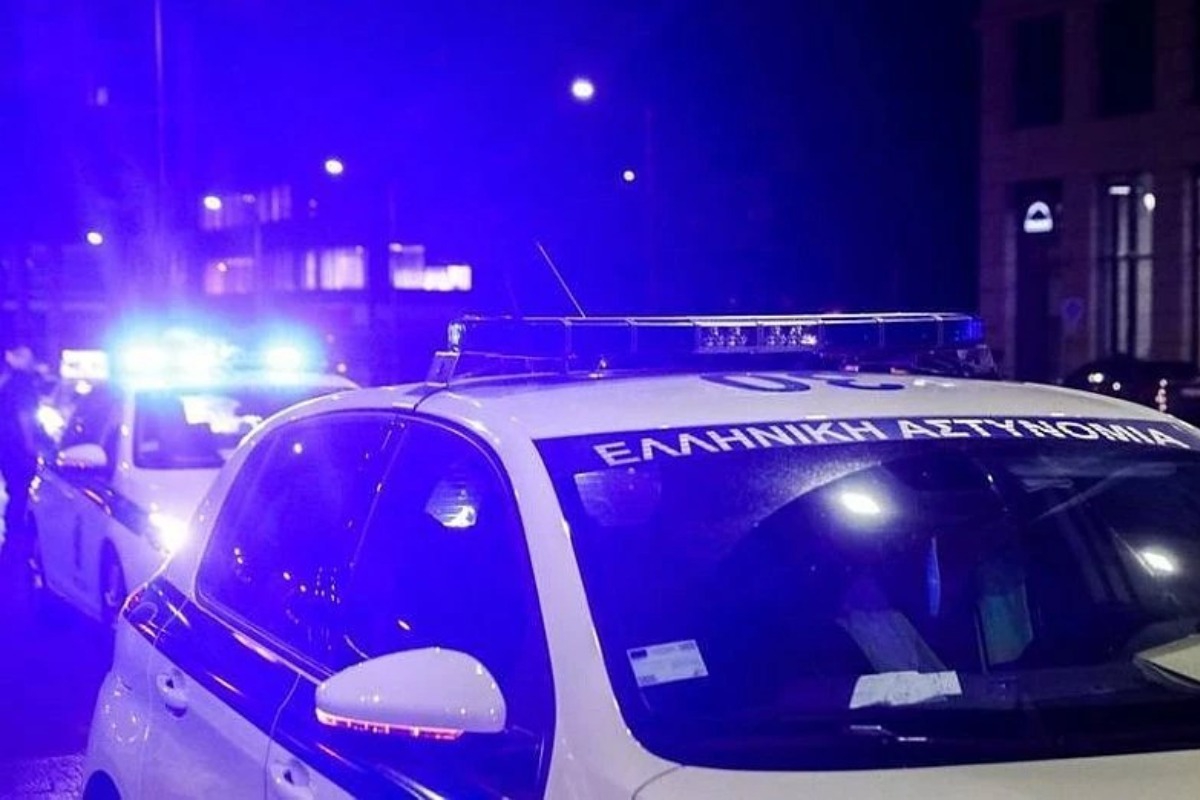 Τραγωδία στο Περιστέρι: 35χρονος λογομάχησε με τον 62χρονο πατέρα του και τον μαχαίρωσε θανάσιμα