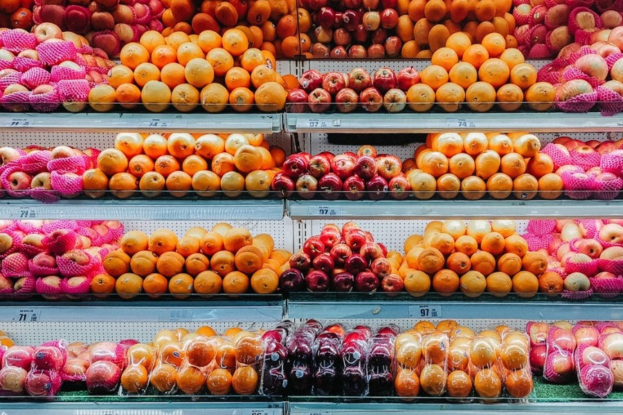 Τα φρούτα που θα σε βοηθήσουν να διώξεις την κατακράτηση