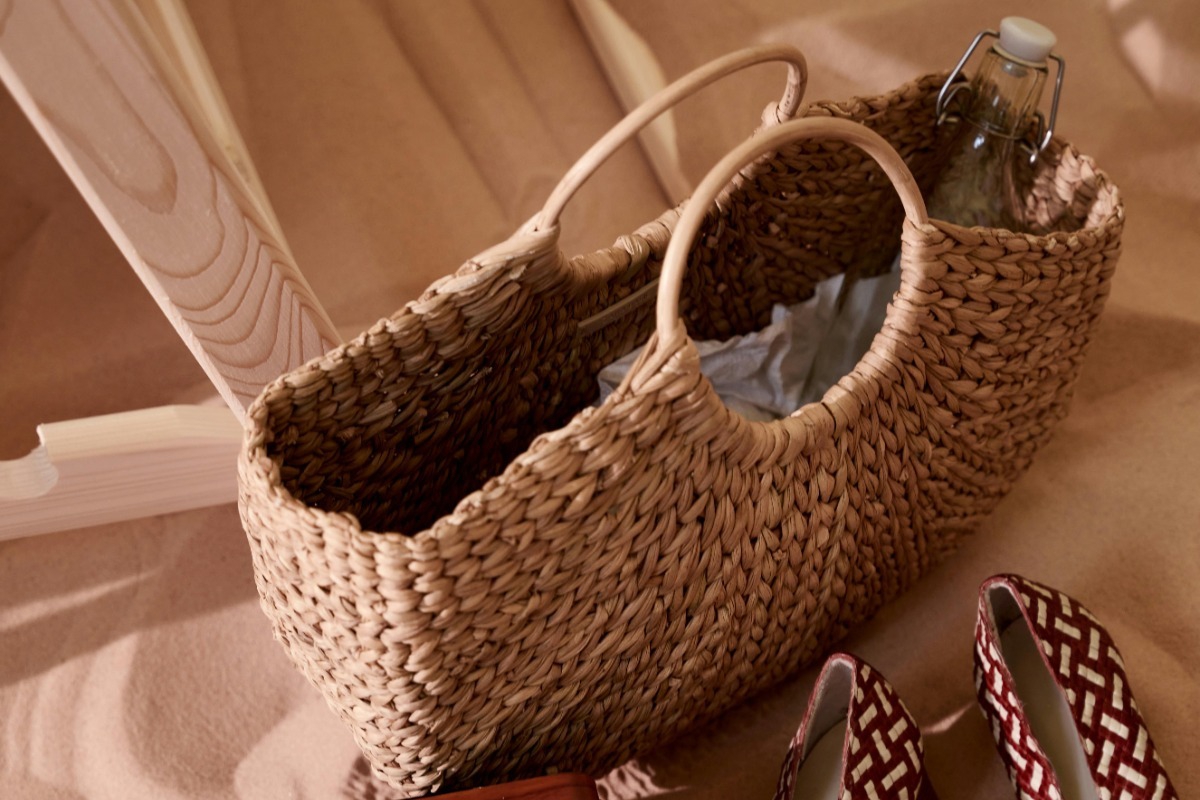 Καλοκαιράκι και τσάντες θαλάσσης πάνε μαζί: Διαλέξαμε για σένα τις 10 αγαπημένες μας