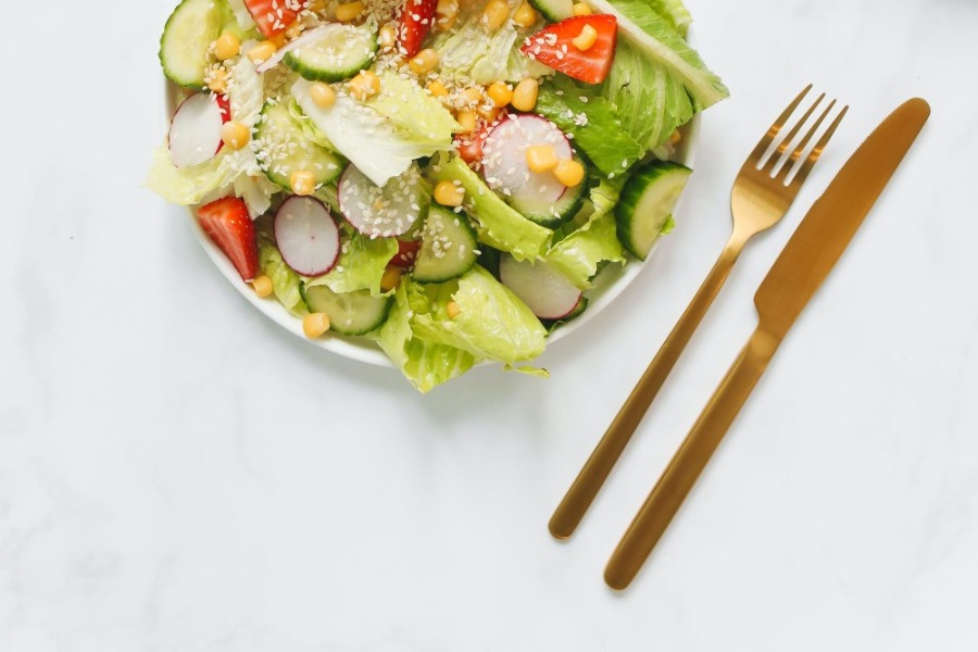 Διατροφολόγοι σου λένε στοπ σε αυτά τα λαχανικά, αν νιώθεις διαρκώς φουσκωμένη